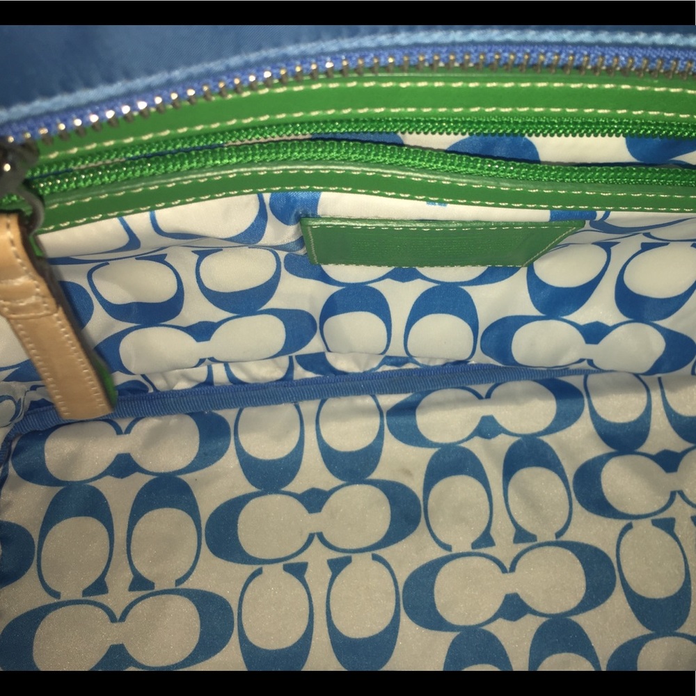 Coach Bag - Picture 3 of 5